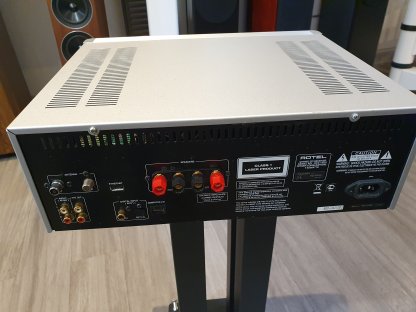 rotel rcx1500 d'occasion cd tuner ampli receiver fm dab internet premier proprietaire telecommande dlna usb wifi dac entree analogique numérique